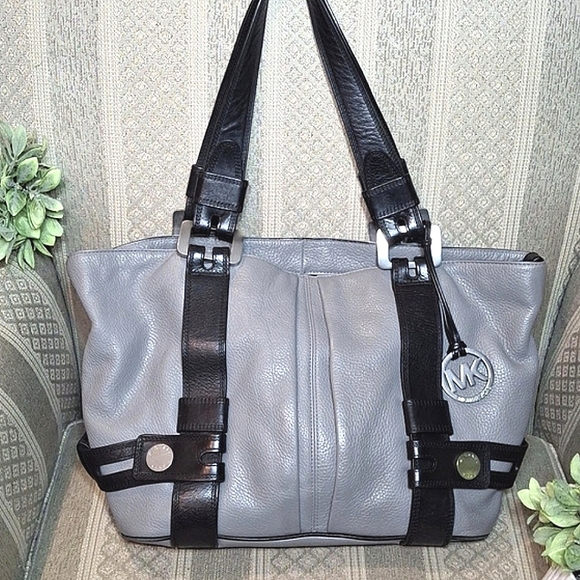 Michael Kors Harness Convertible Shoulder Tote Bag - Picture 16 of 16